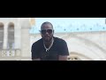 Voir la vidéo Ouang Ely  - New single Champagne Rosé Champoupou  - Image 2