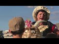 Voir la vidéo Cie Les Fileurs de Rêves - La Frieda - Déambulation Alpestre Tout public - Image 6