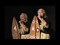 Voir la vidéo Les Briques Bleues - autour du Monde  - Image 18