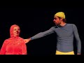 Voir la vidéo CONTRE TOUT CONTRE - Spectacle poésie clownesque dansée - Image 5