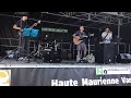 Voir la vidéo SORTIE DE SECOURS - chansons pop-rock en français - Image 5