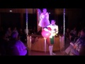 Voir la vidéo La boite à musique (en)chantée - Entre théâtre et chanson, drôle et magique - Image 7