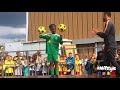 Voir la vidéo Mouloud freestyle football  - Démonstration / Animation / Initiation au freestyle football - Image 4