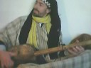 Voir la vidéo Gnawa Guembri  - Cours de guembri (Basse Gnaoua/Gnawa Bass) - Image 2